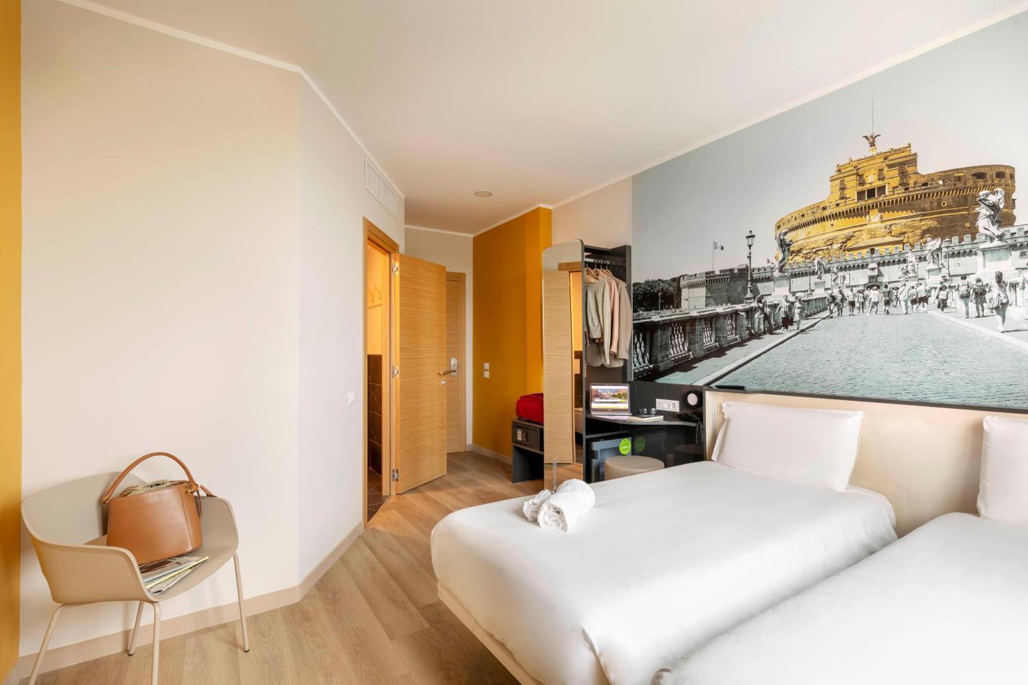 B&B Hotel Roma Fiumicino Aeroporto Fiera 2 Bagian luar foto